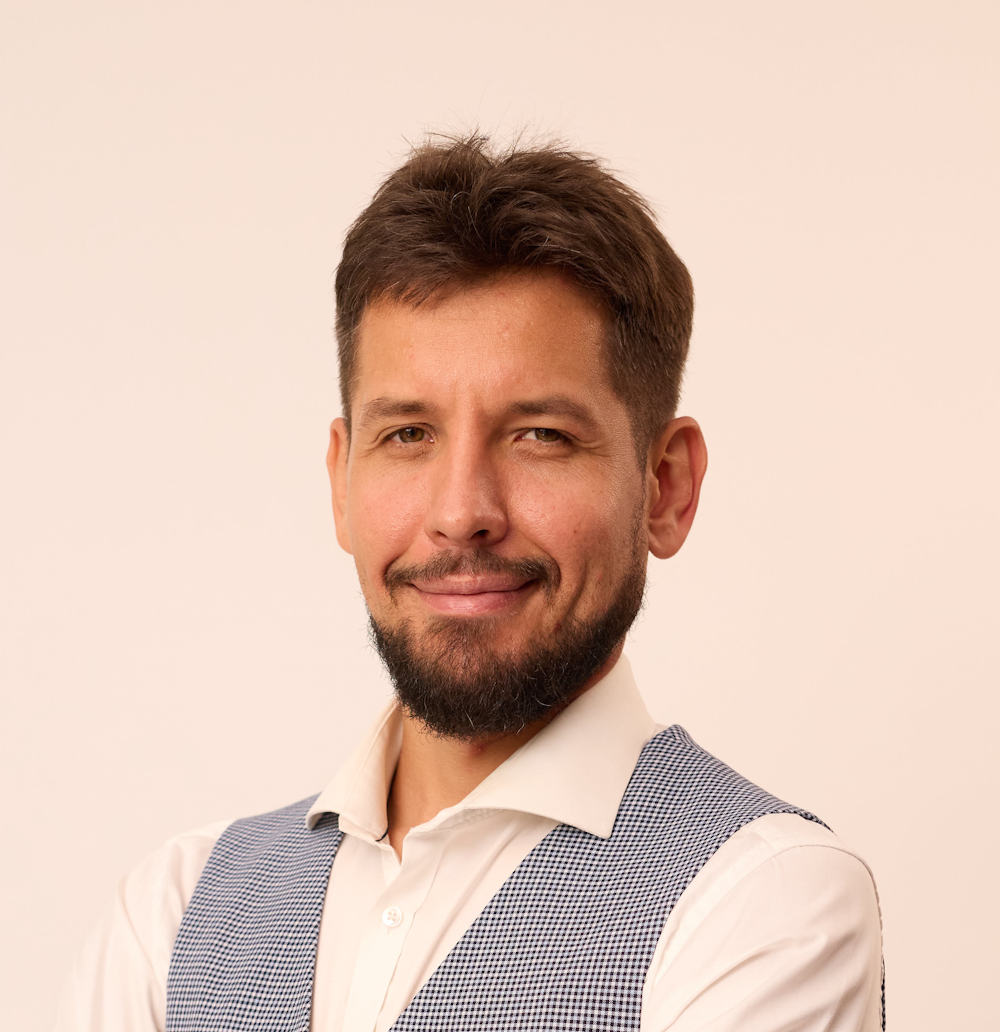 Artur Osiński — Obsługa partnerstw